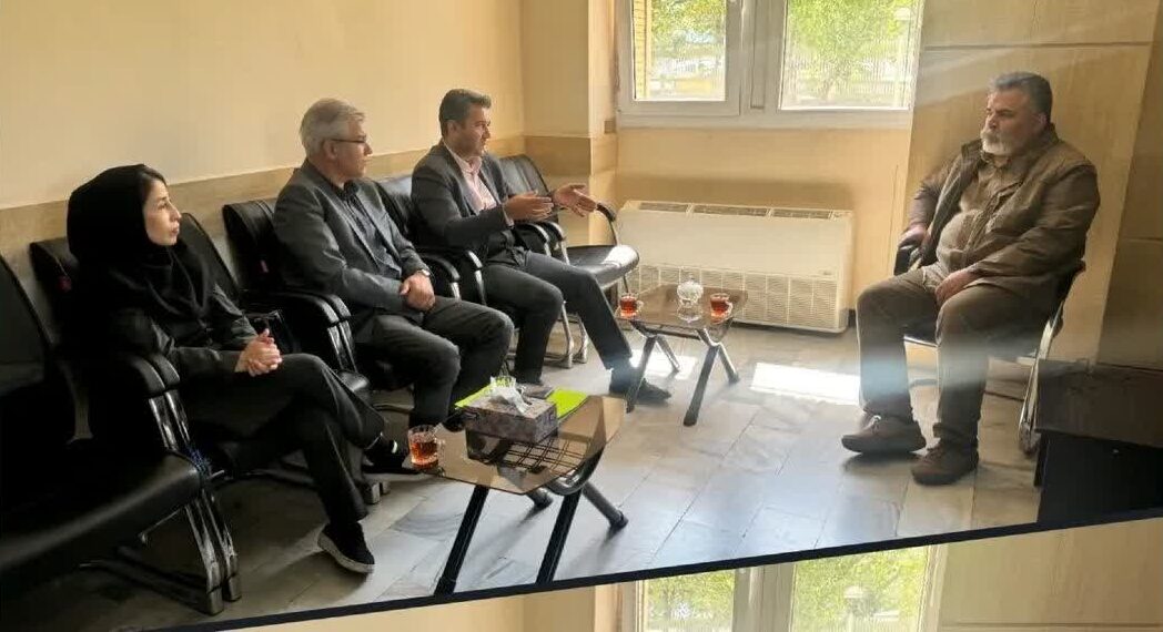 دیدار مدیران شرکت بیمه دی با مدیریت محترم امور پشتیبانی دانشگاه علوم پزشکی تبریز